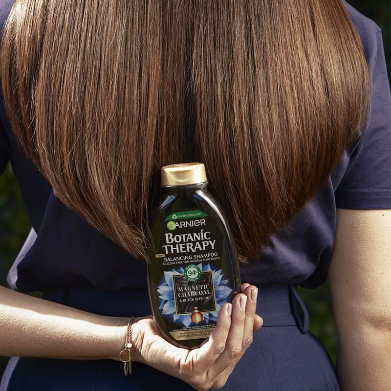 Botanic Therapy Magnetic Charcoal Čistiaci šampón - 2